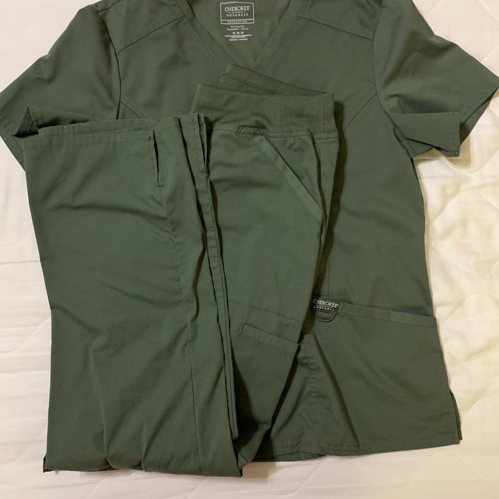 Scrub Set